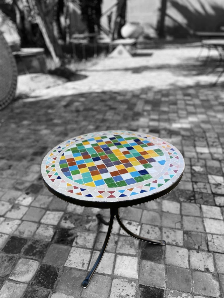 Table en Zallije Hipia