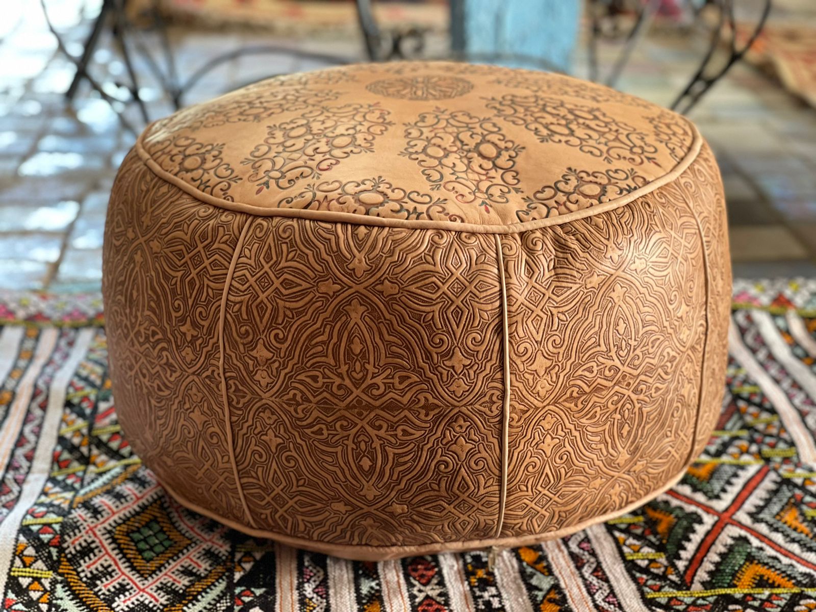 Pouf marron khmissa