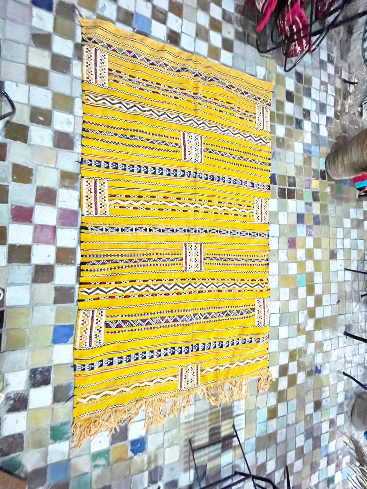 Tapis Jaune Montagne