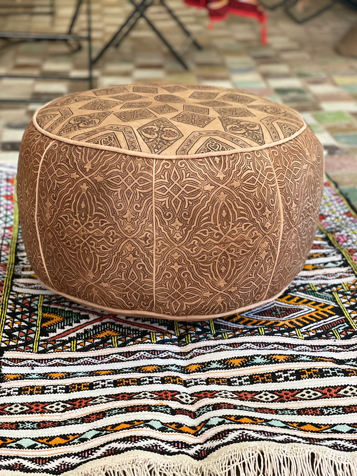 Pouf marron Geo