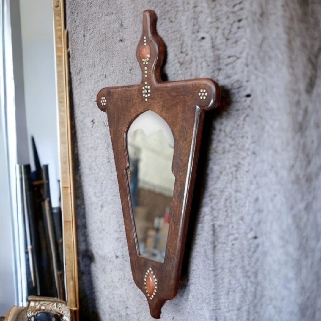 Miroir Fibule en cuir marron