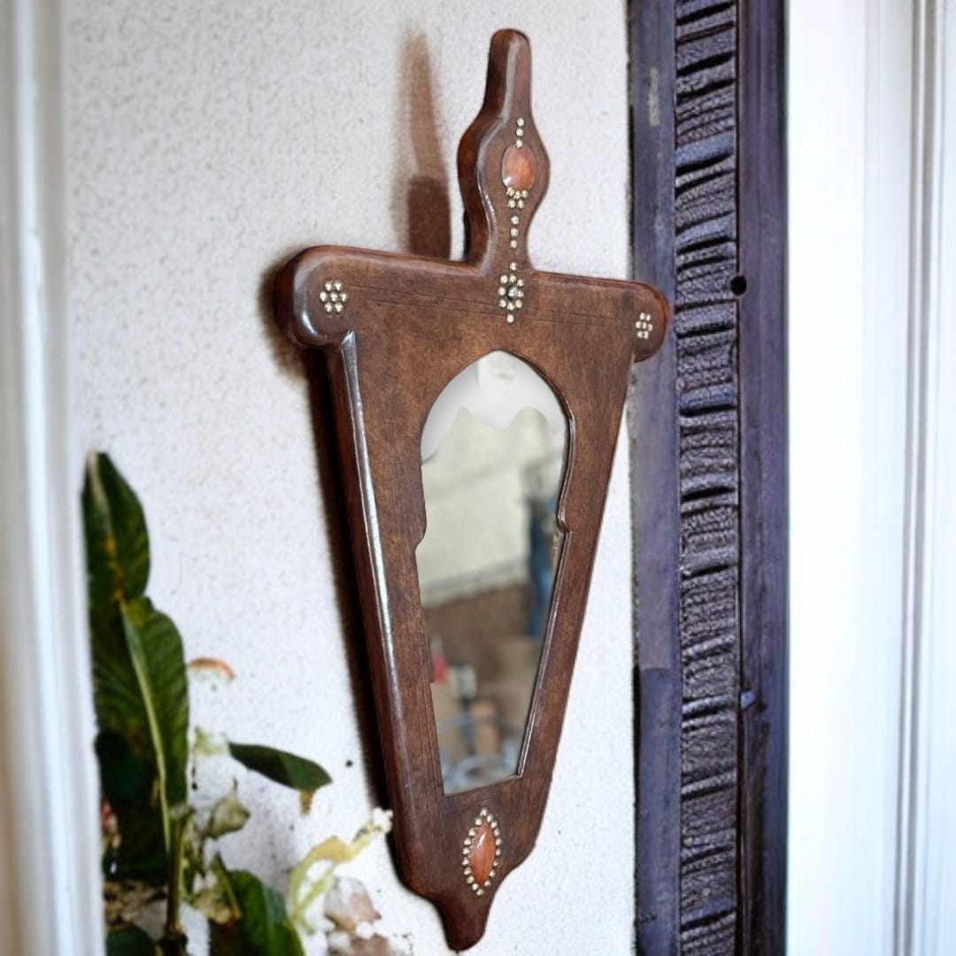 Miroir Fibule en cuir marron