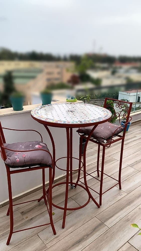 Table bar en zellige Hipia avec 2 chaises