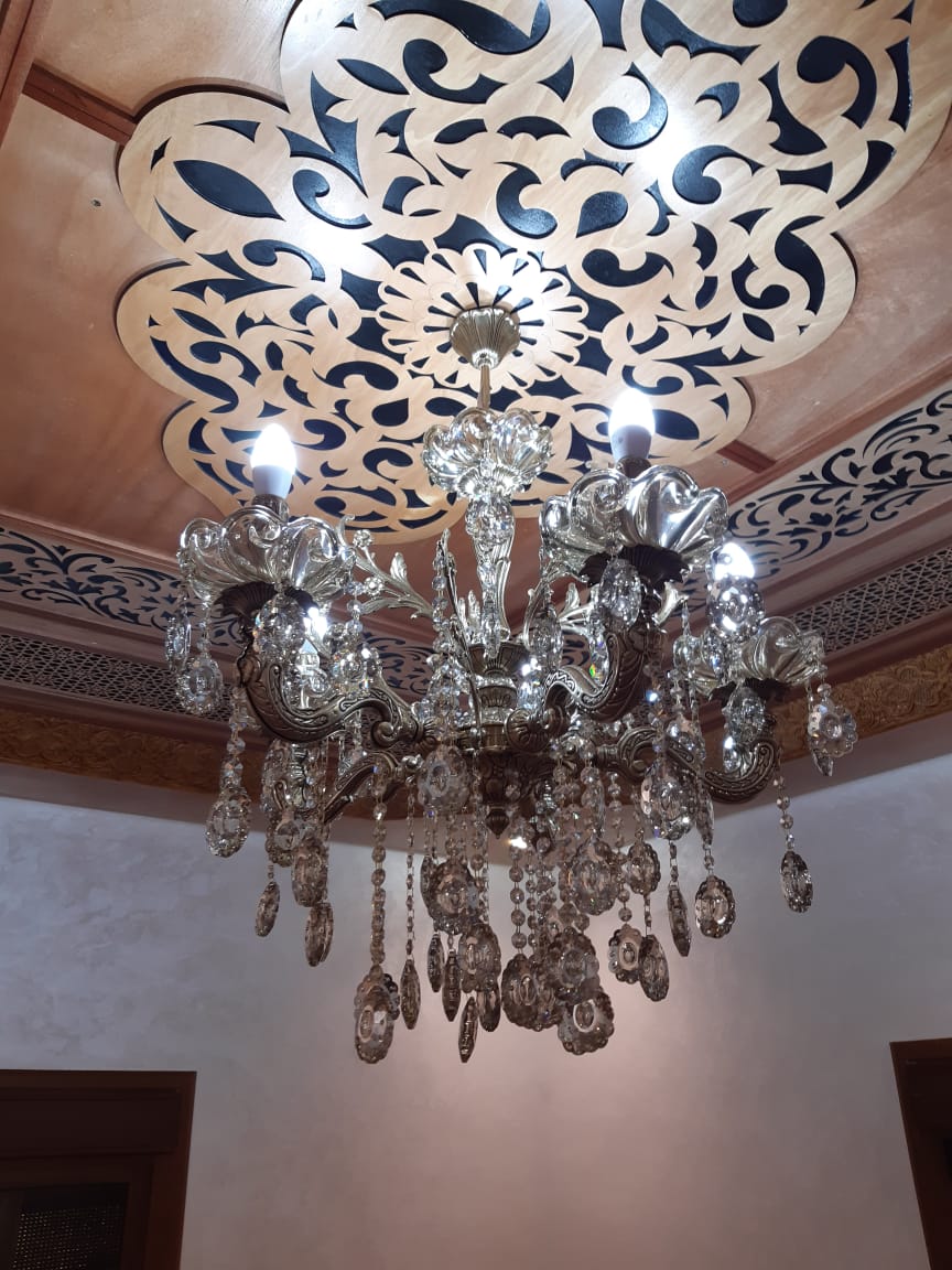 Plafond en bois artisanal pour salon (Prix en m²)
