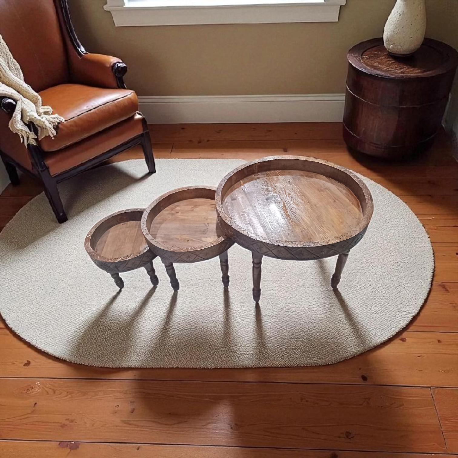 Série de tables en bois naturel