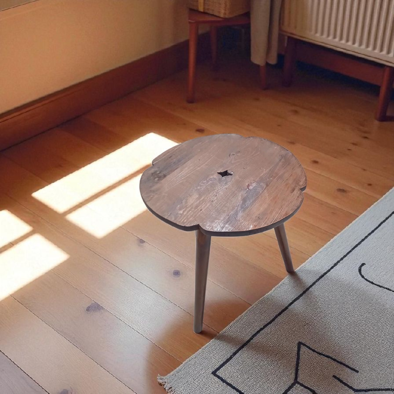 Série de 3 tables en bois massif