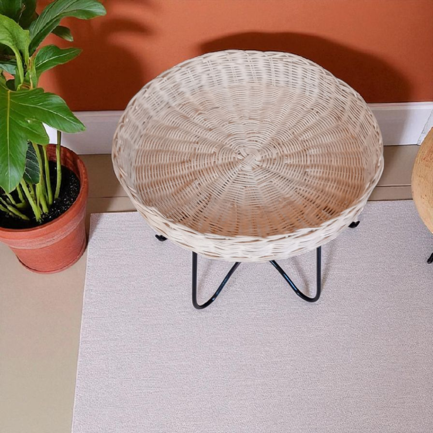 Tables en rotin tressé naturel