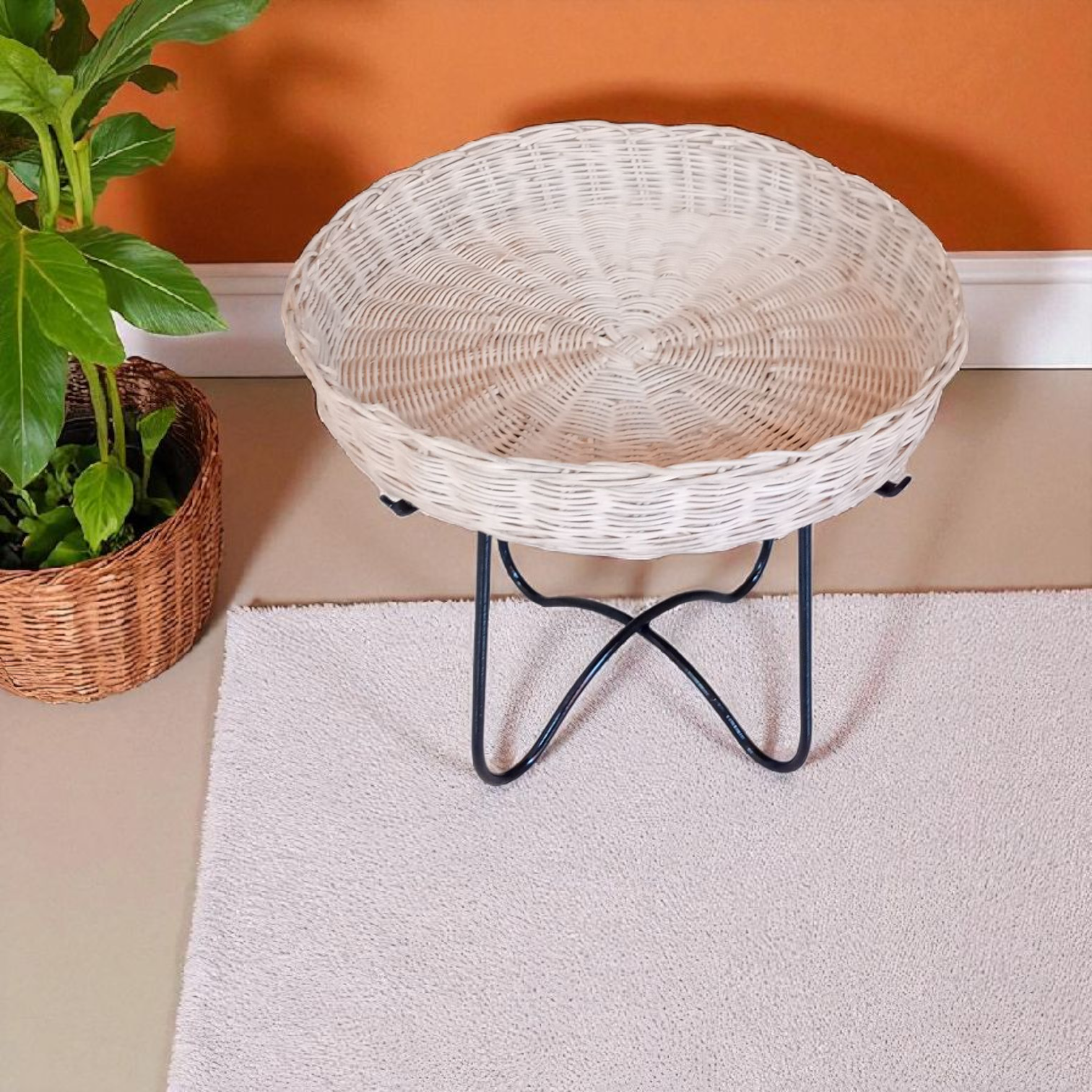 Tables en rotin tressé naturel