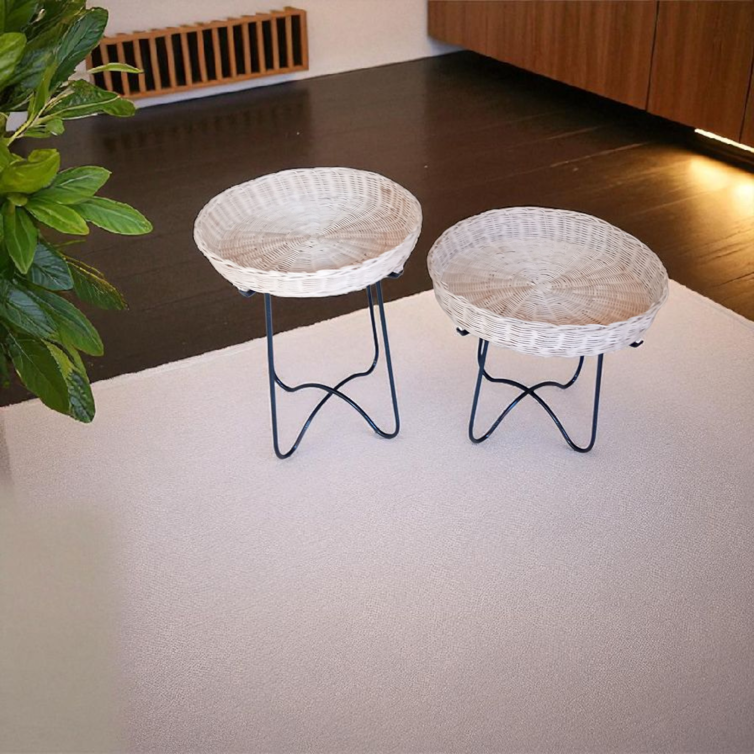 Duo de tables en rotin tressé naturel