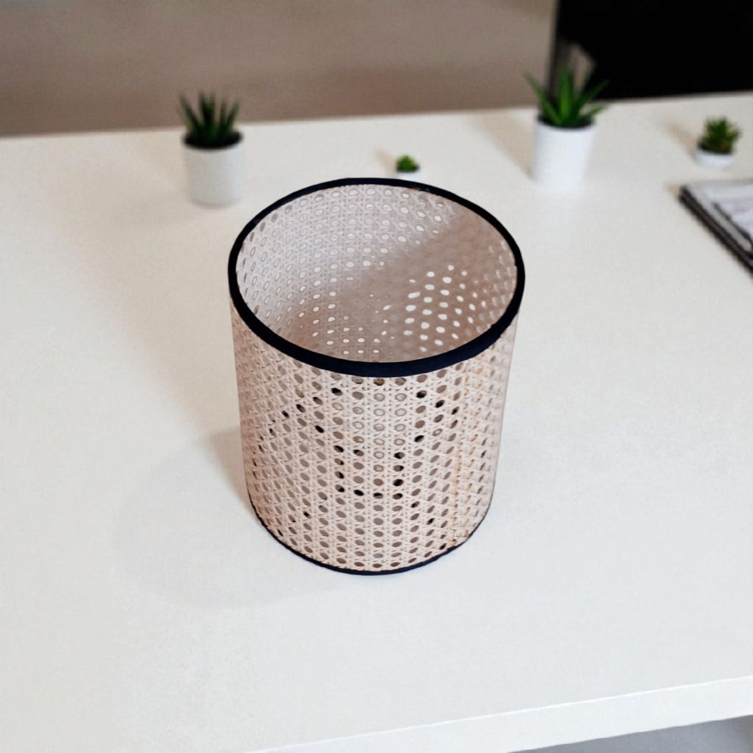 Lampe fer & cannage artisanal