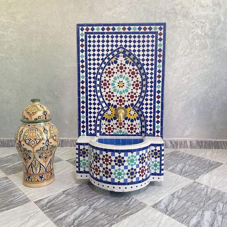 Pack Fontaine Artisanale en Zellij Beldi & Table Ronde avec Pied en Fer